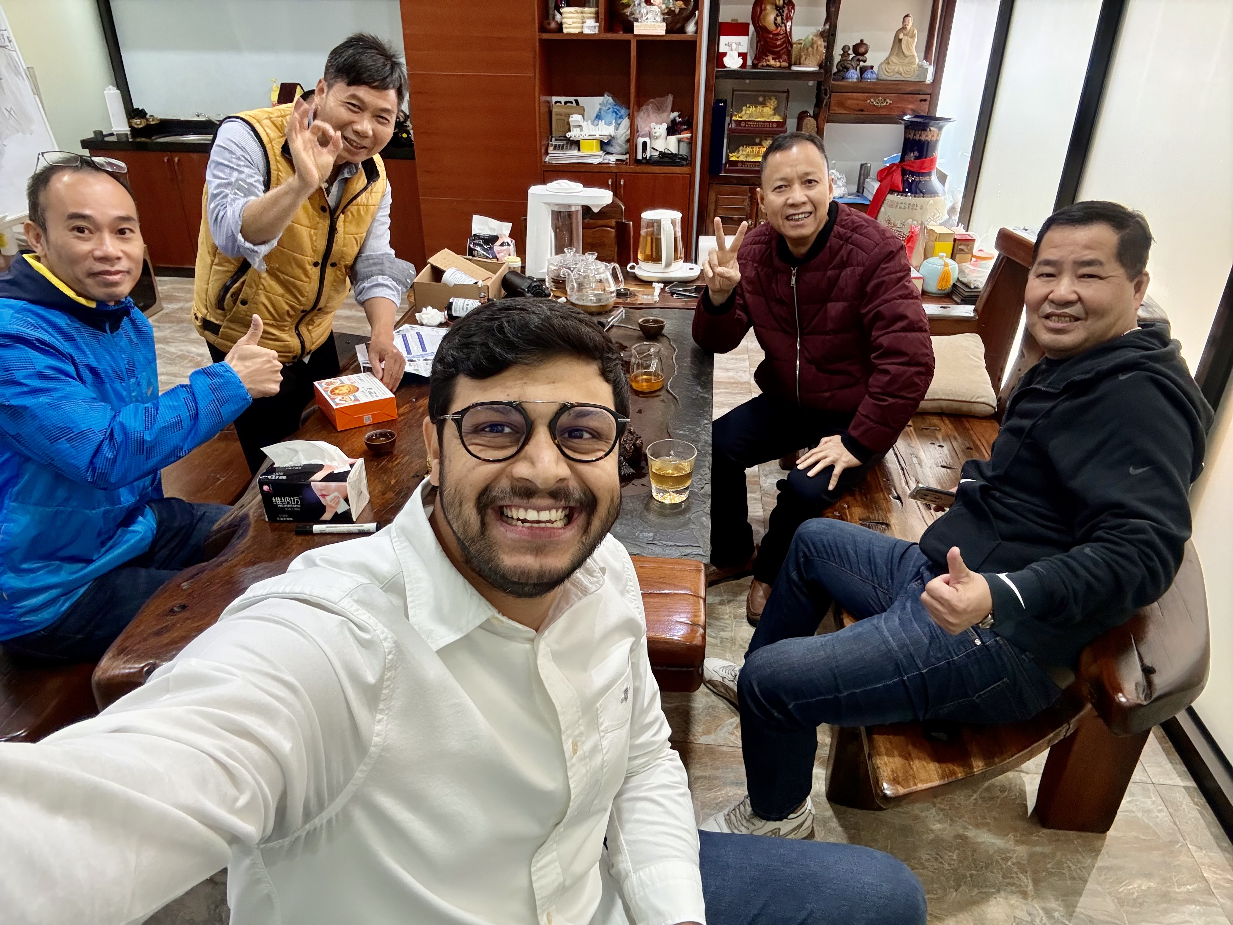 Somos bem -vindo nosso cliente indiano no dia de Natal