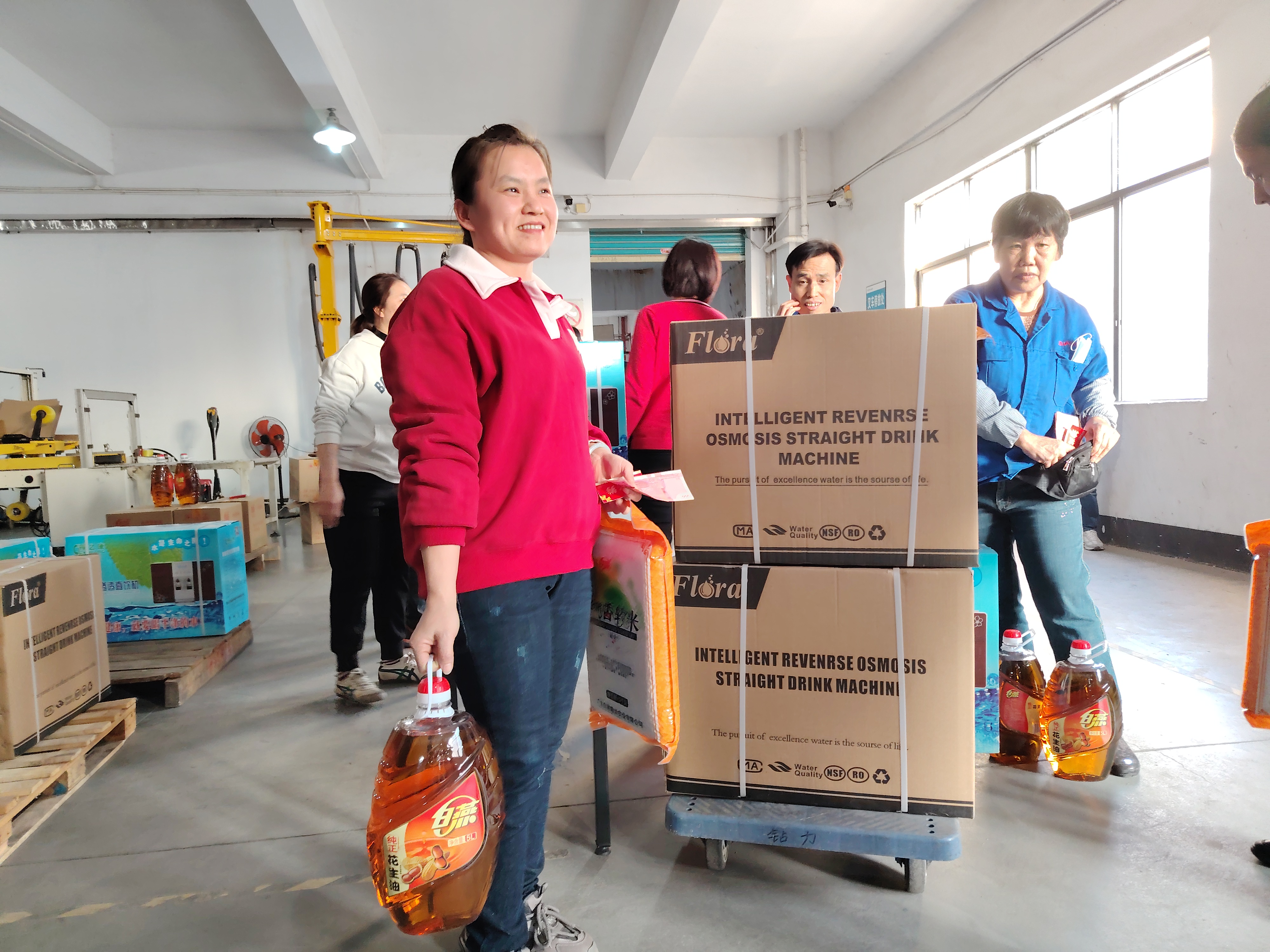 Nossa empresa de bombas de ro e dia de celebração da fábrica de borracha