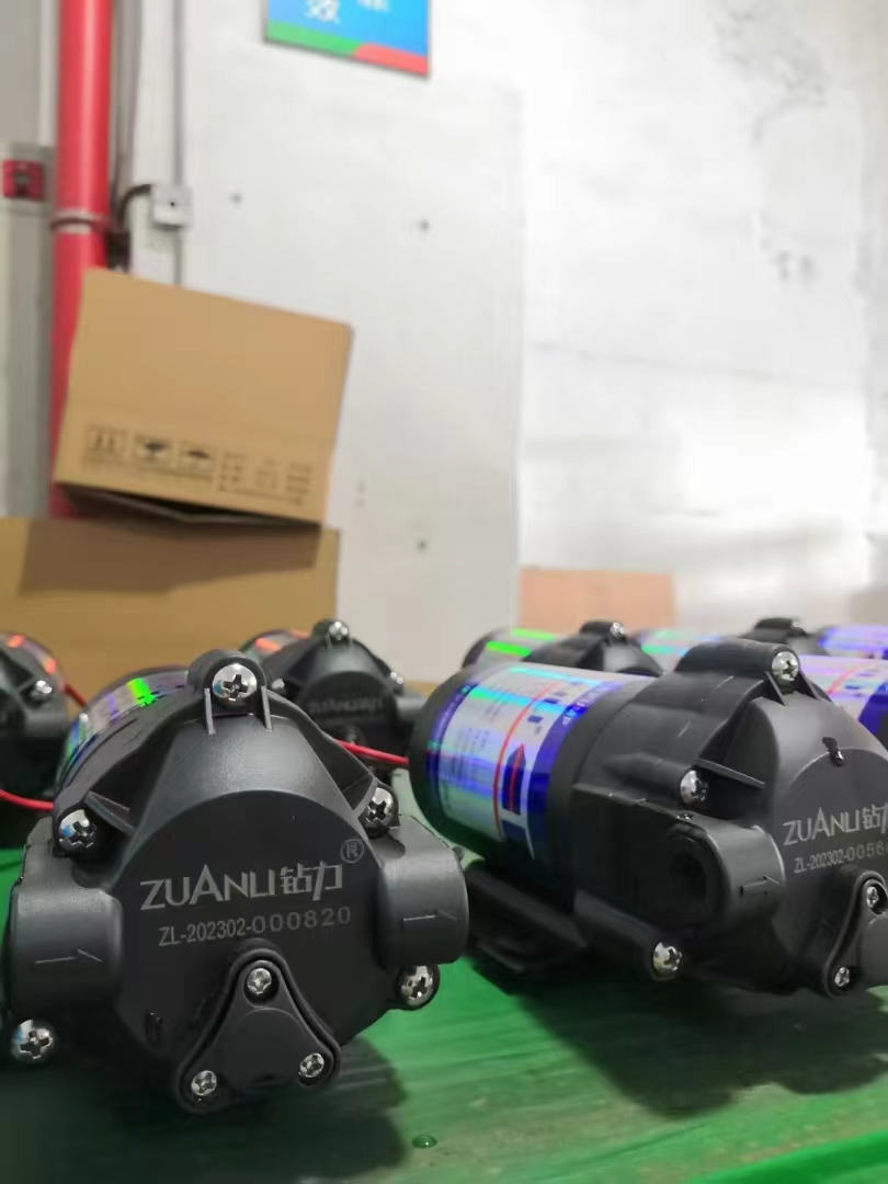 O continuador FIRSR da exportação de bomba RO.
