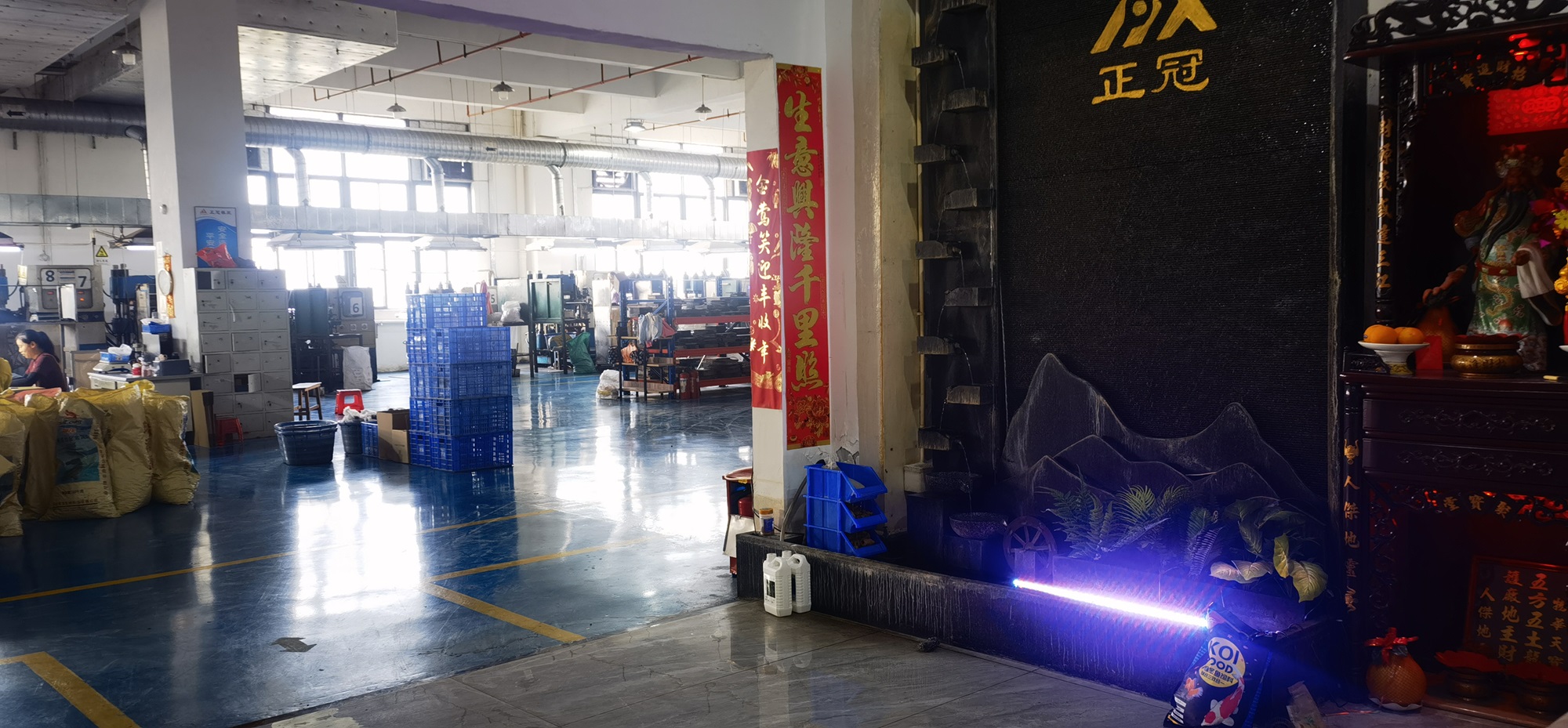 Precisão de criação: um dia na vida de um cubo de fabricação de borracha e silicone Zhengguan